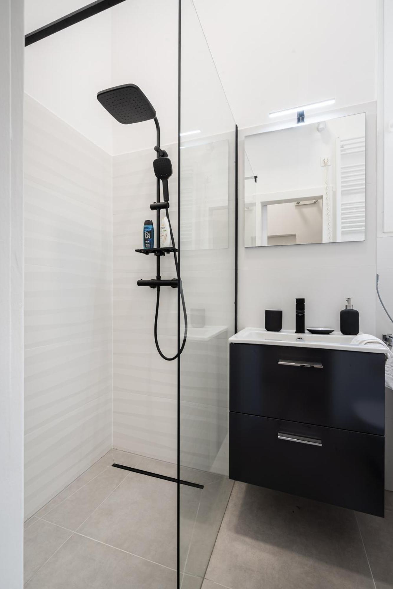Dorsett Heights Apartment بودابست المظهر الخارجي الصورة